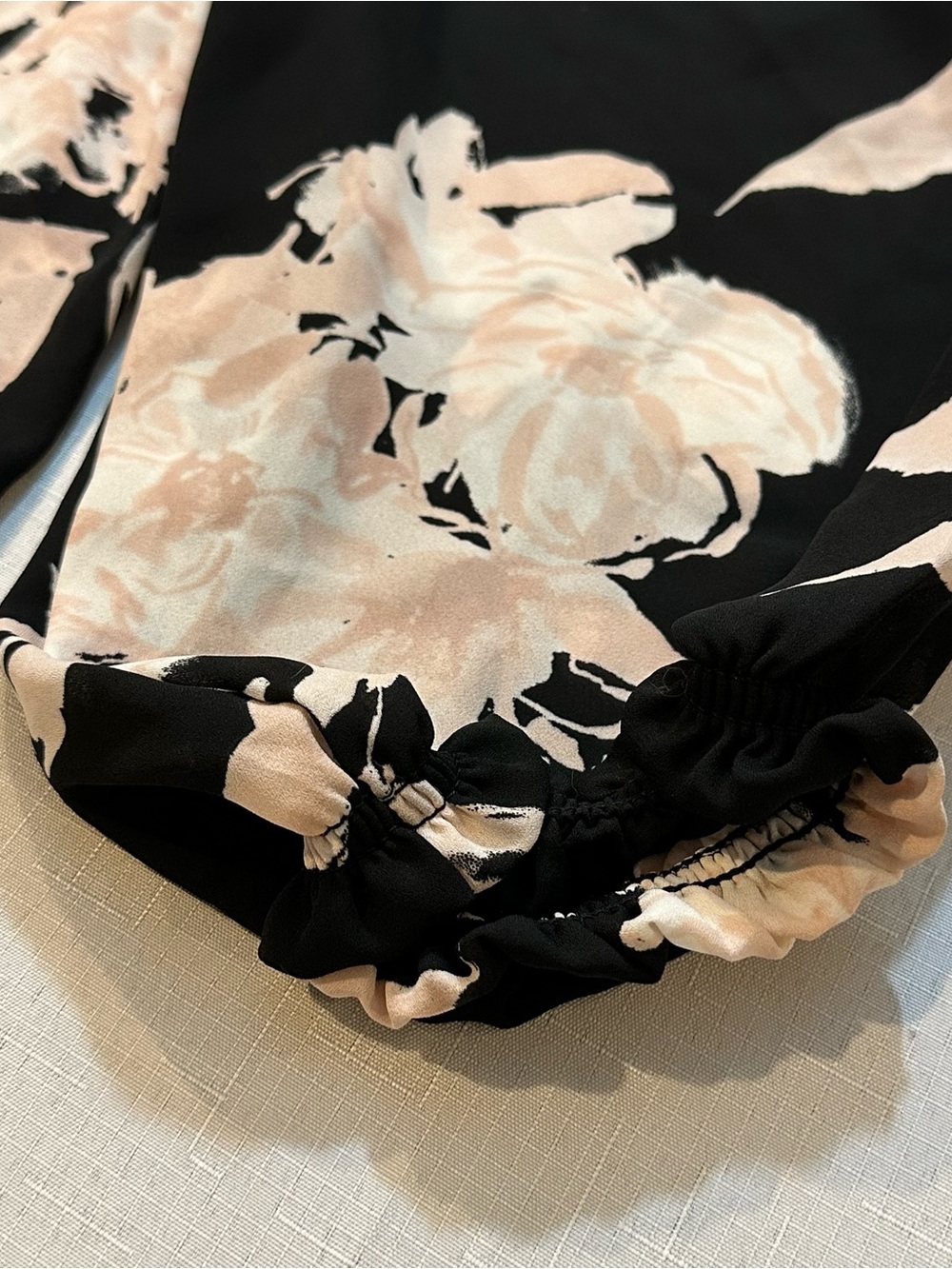 Karl Lagerfeld Paris Floral Pearl Embellished Tassel Blouse XL - Picture 6 of 15